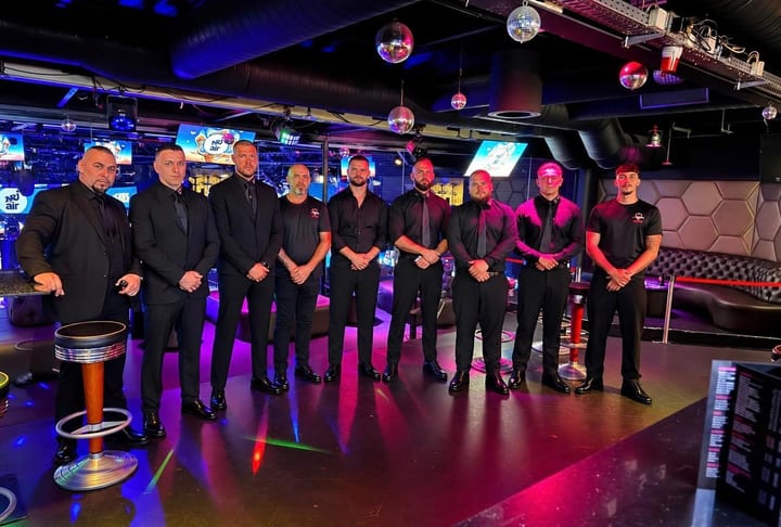 Sicherheitsteam von AC Security im Einsatz an einem Anlass in einem Club